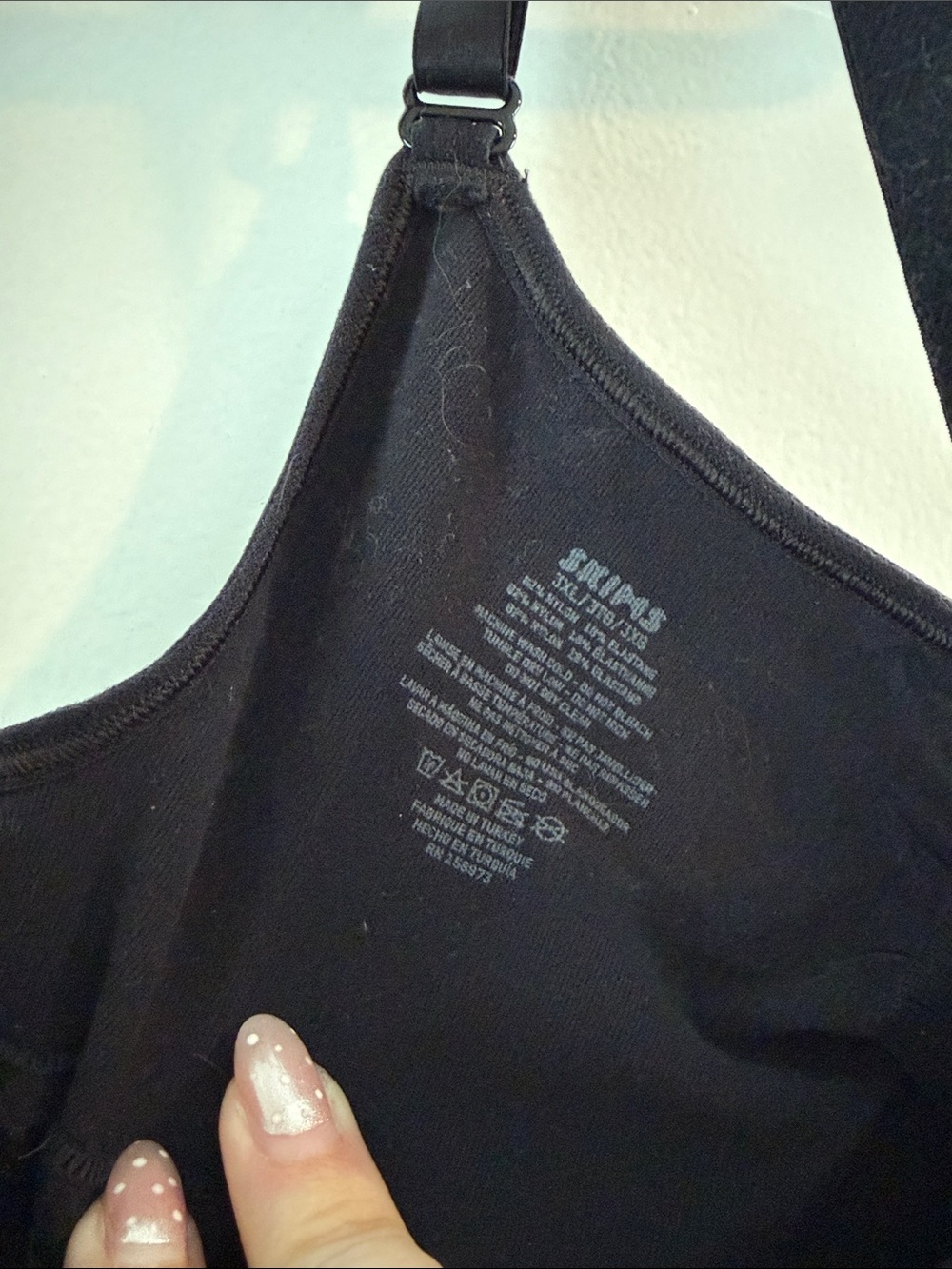 SKIMS Black Wireless Bralette - Picture 3 of 5
